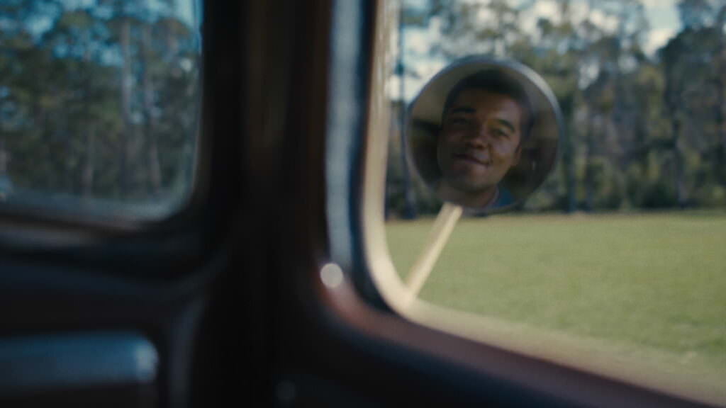 نقد فیلم Nickel Boys - عدالت برای سفید‌ها